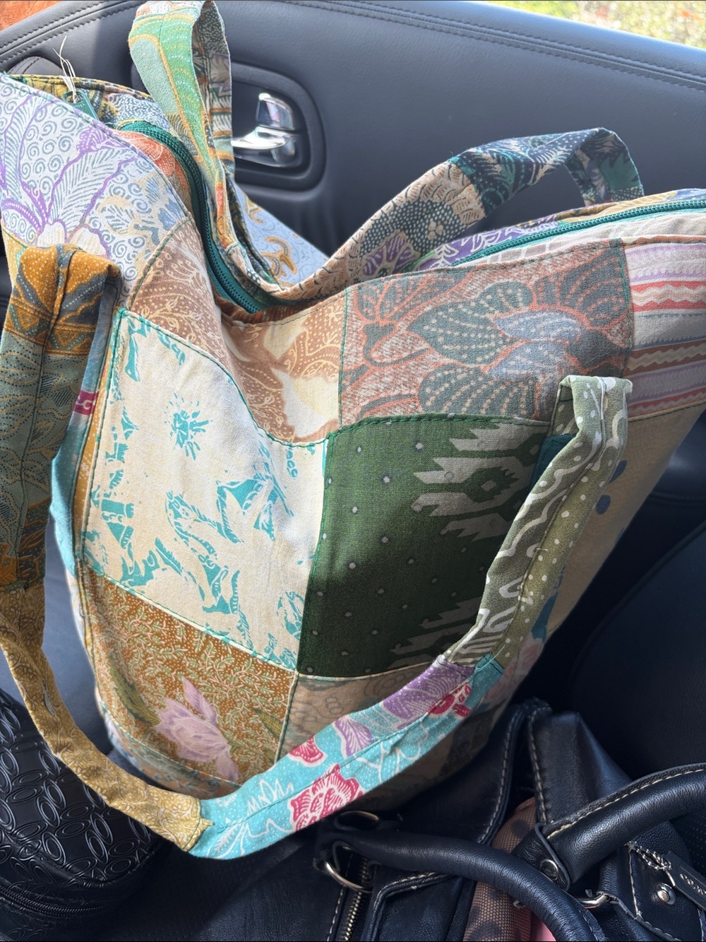 Patchwork Canvas Shoulder Bag in Multi-Color - Picture 2 of 6